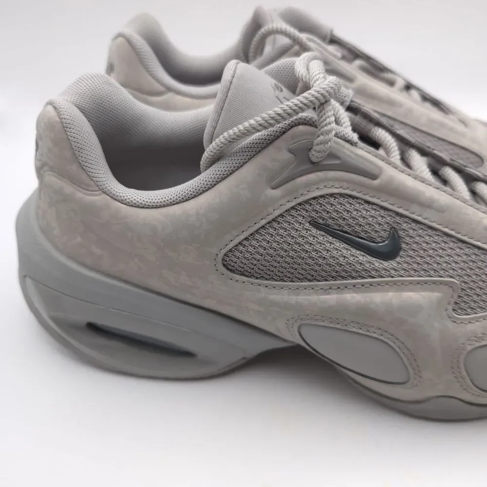 Nike women air